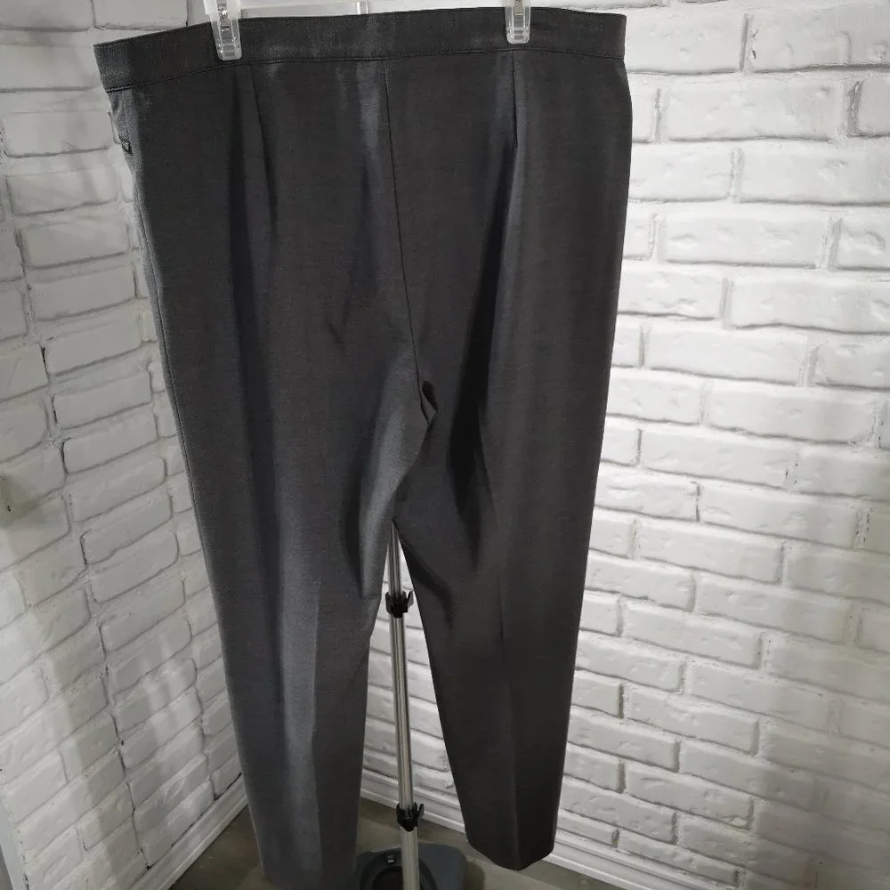 Laura Plus Ladies Size 16 Straight Legs Dark Grey Dress Pants - Picture 2 of 11